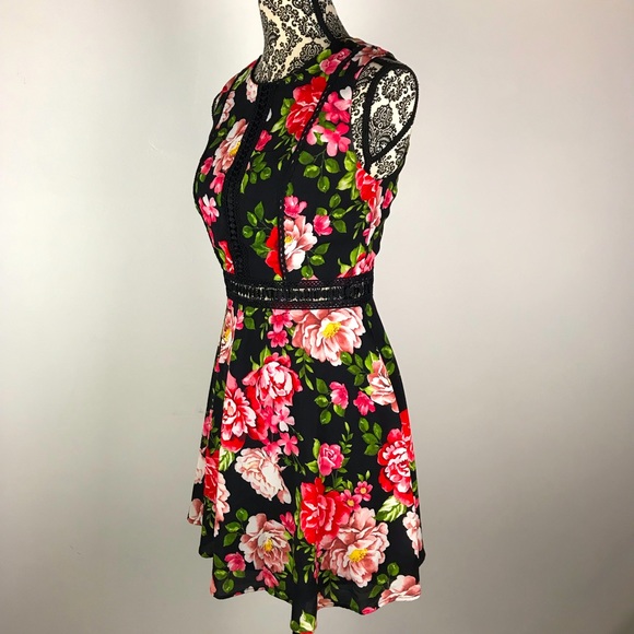 Disney Dresses & Skirts - Women’s Sleeveless Mini Floral Dress, Small